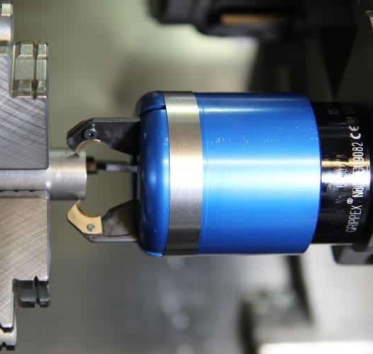 Sistema di automazione MPC per movimentazione pezzi